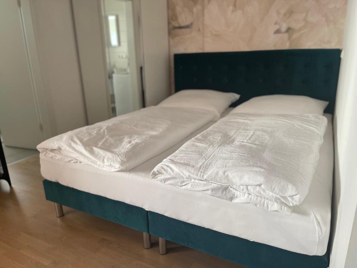 Greenleaf Lappersdorf - Terrasse - A93 Anbindung - Netflix - Stadtnah Bagian luar foto