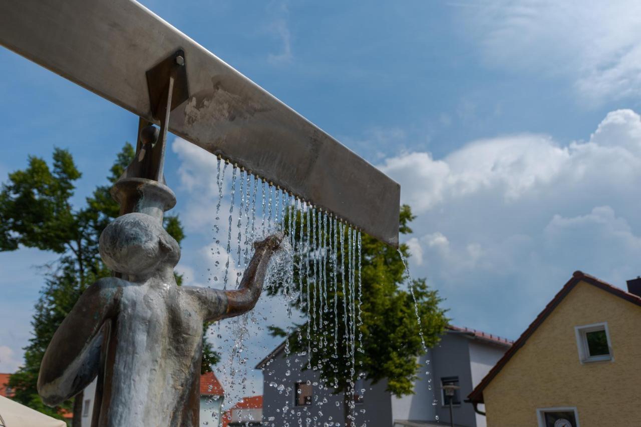 Greenleaf Lappersdorf - Terrasse - A93 Anbindung - Netflix - Stadtnah Bagian luar foto